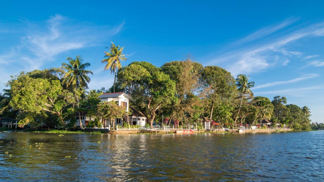 فندق وارمث ليك هافن Alappuzha المظهر الخارجي الصورة