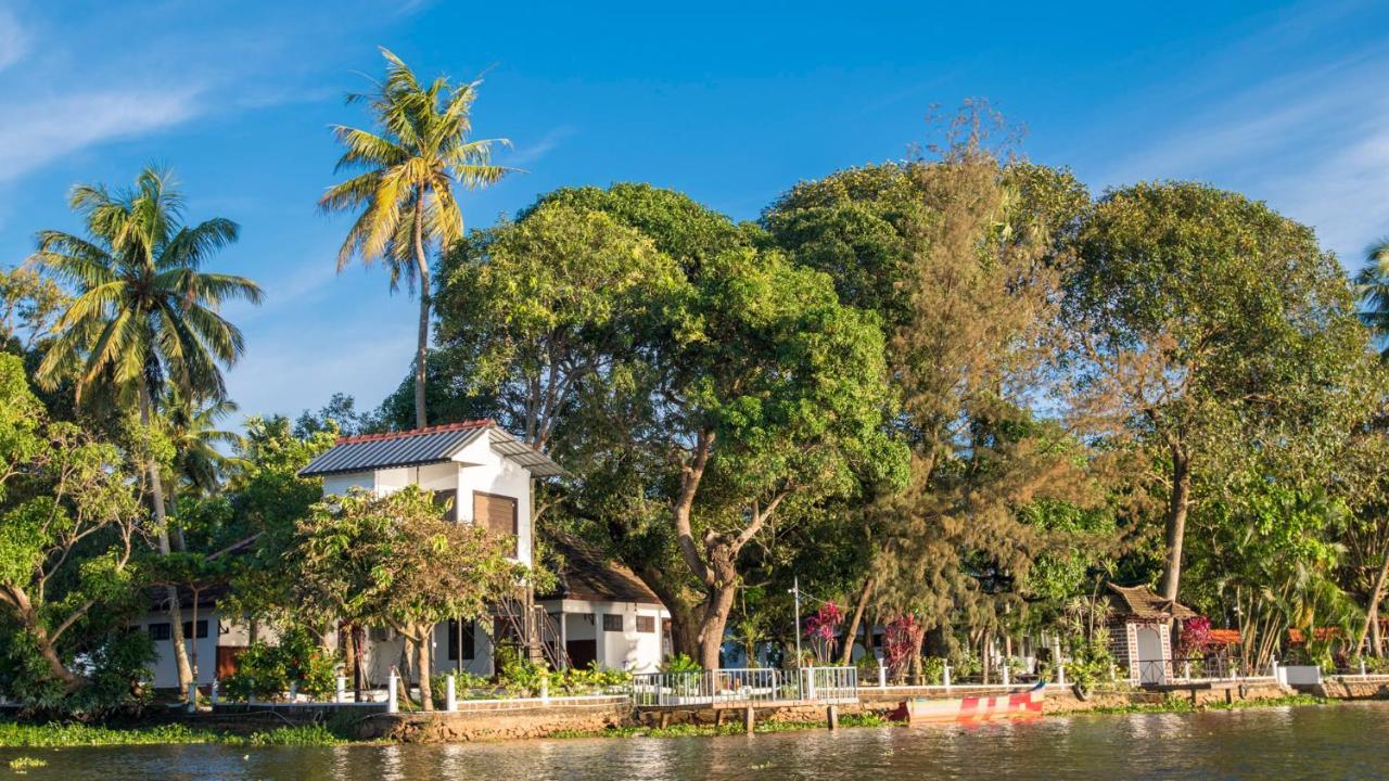 فندق وارمث ليك هافن Alappuzha المظهر الخارجي الصورة