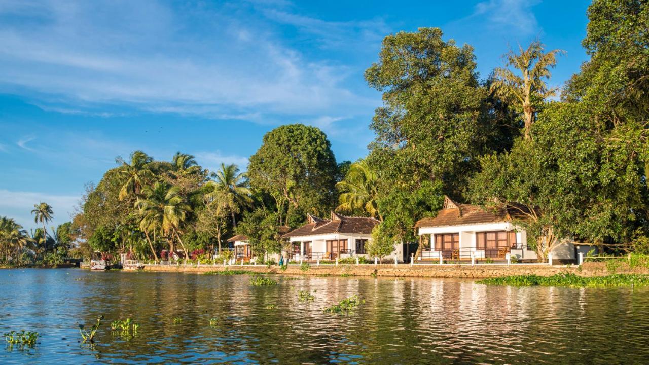 فندق وارمث ليك هافن Alappuzha المظهر الخارجي الصورة